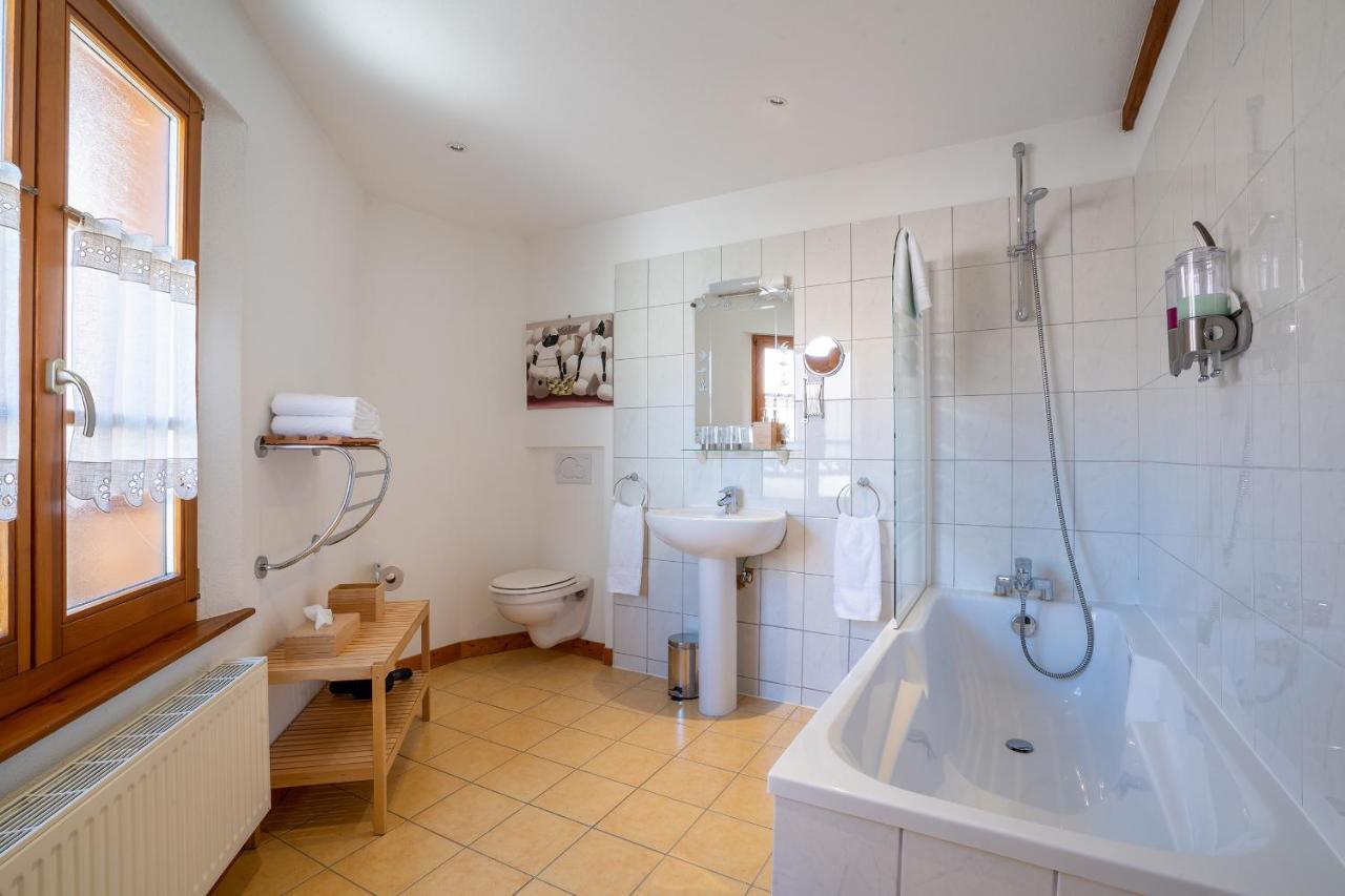 Les Suites - La Cour St Fulrad Saint-Hippolyte  Eksteriør bilde